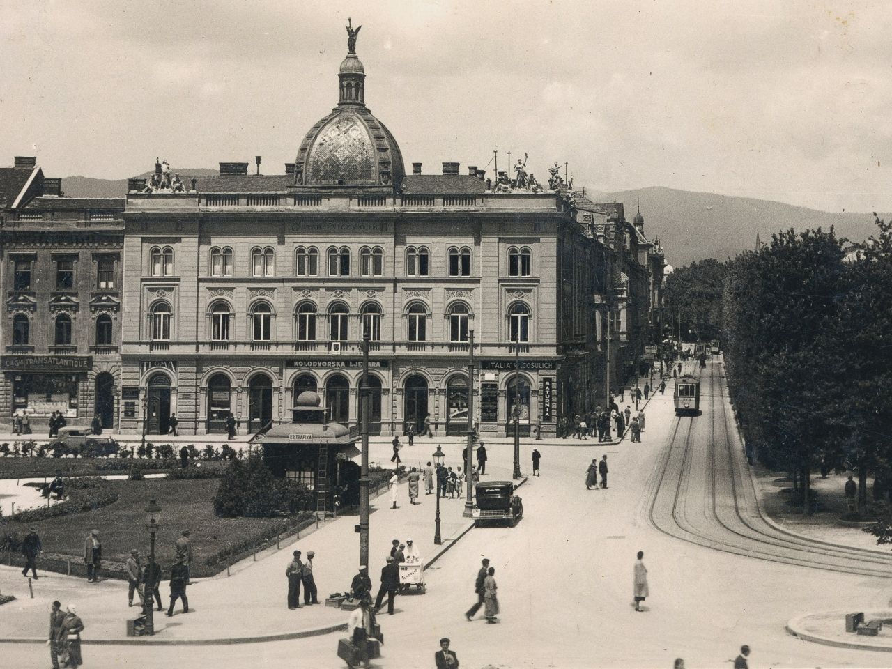 Trg Ante Starčevića oko 1935. godine A